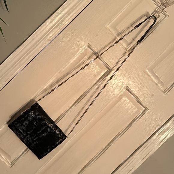 Steve Madden chained bag EUC - Picture 2 of 10